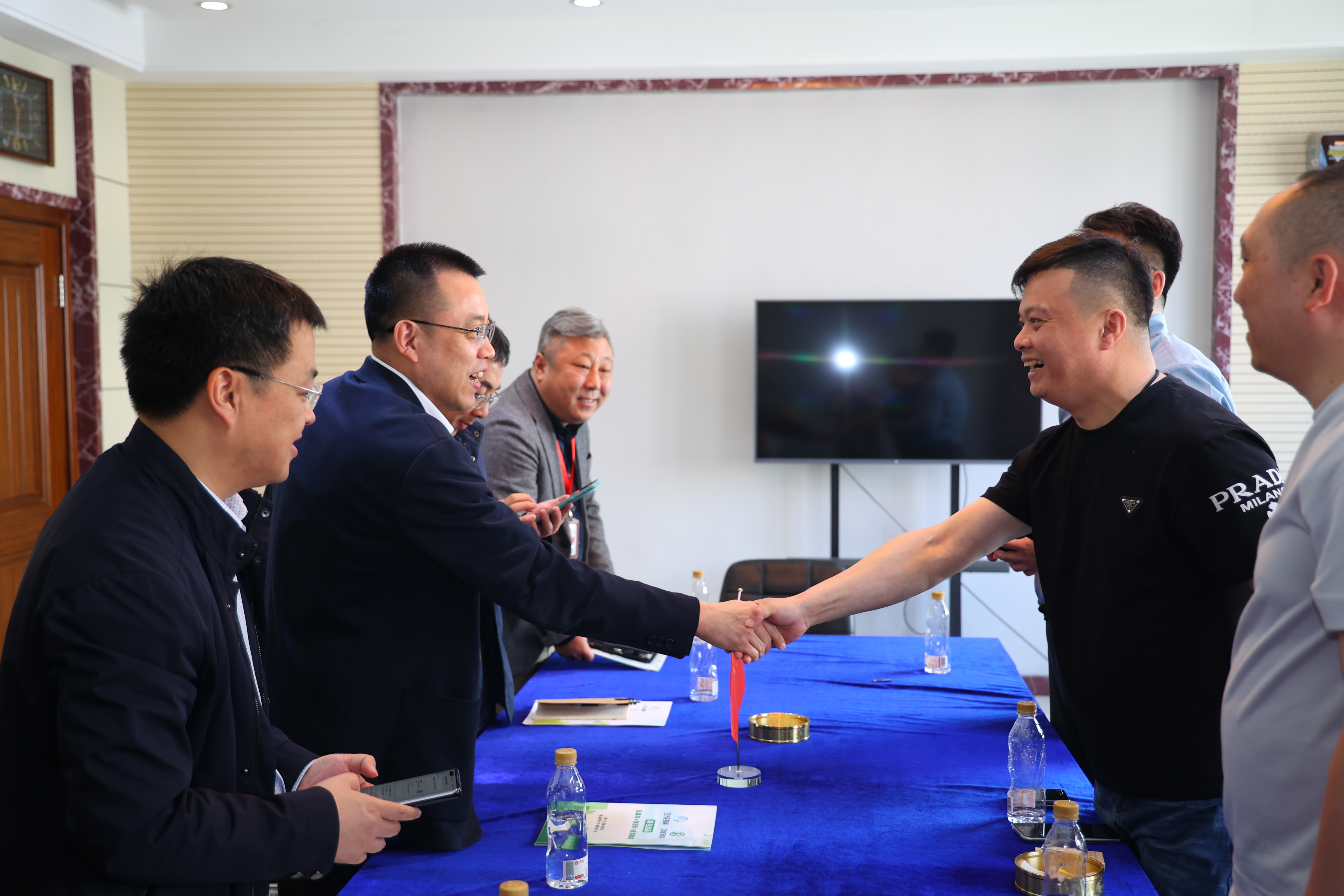 携手开创互利共赢新局面